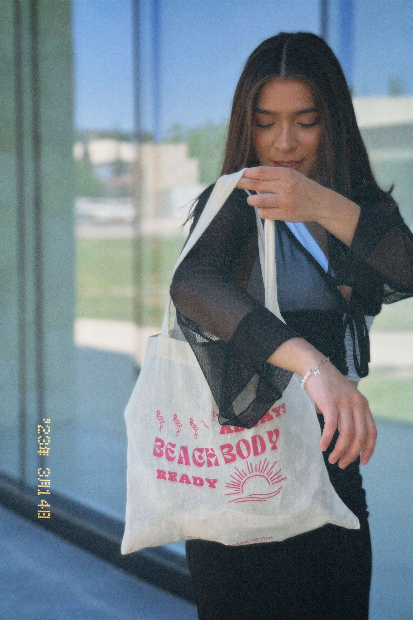 "I AM BEACH BODY READY" Okana Tote Bag